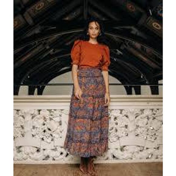 Love the Label Esme Solid Tee in Terracotta Brown L2408-30 XS XSmall NEW NWT - Picture 4 of 8